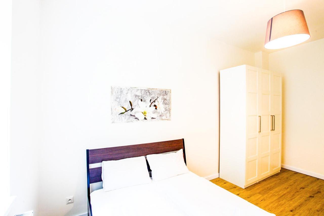 Churchill Apartments Prague Extérieur photo